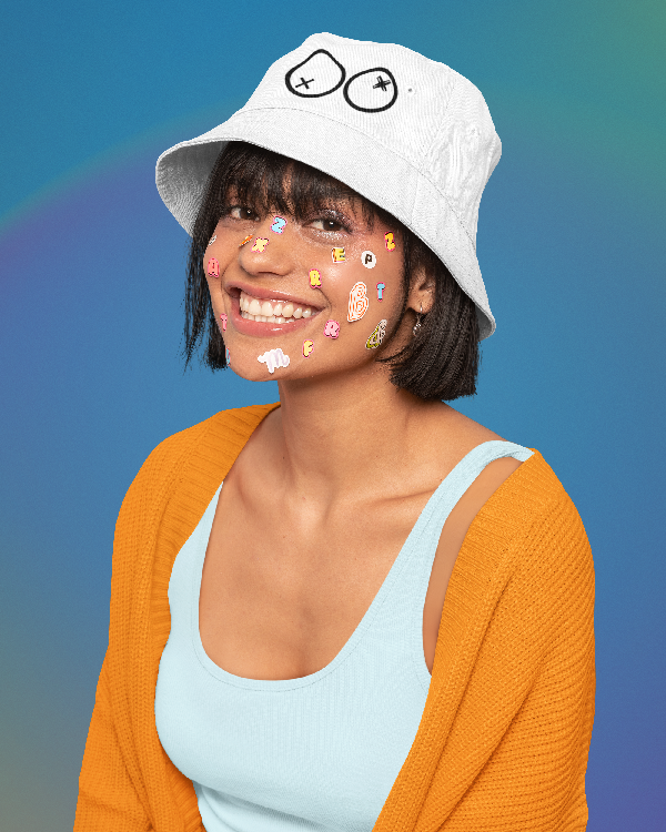 Bucket doozy blanco logo ojos