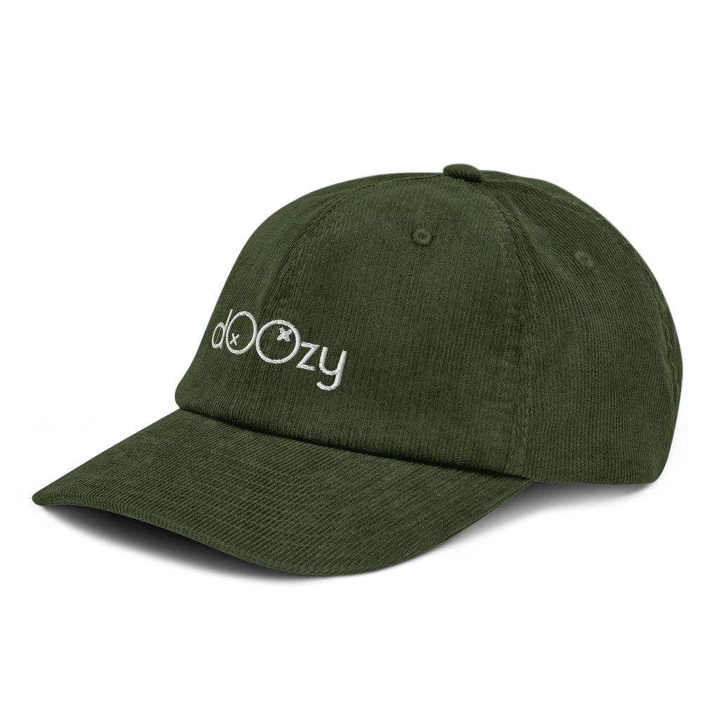 Gorra de pana verde oliva Doozy Headwear con logo bordado en blanco, tienda oficial dOOzy