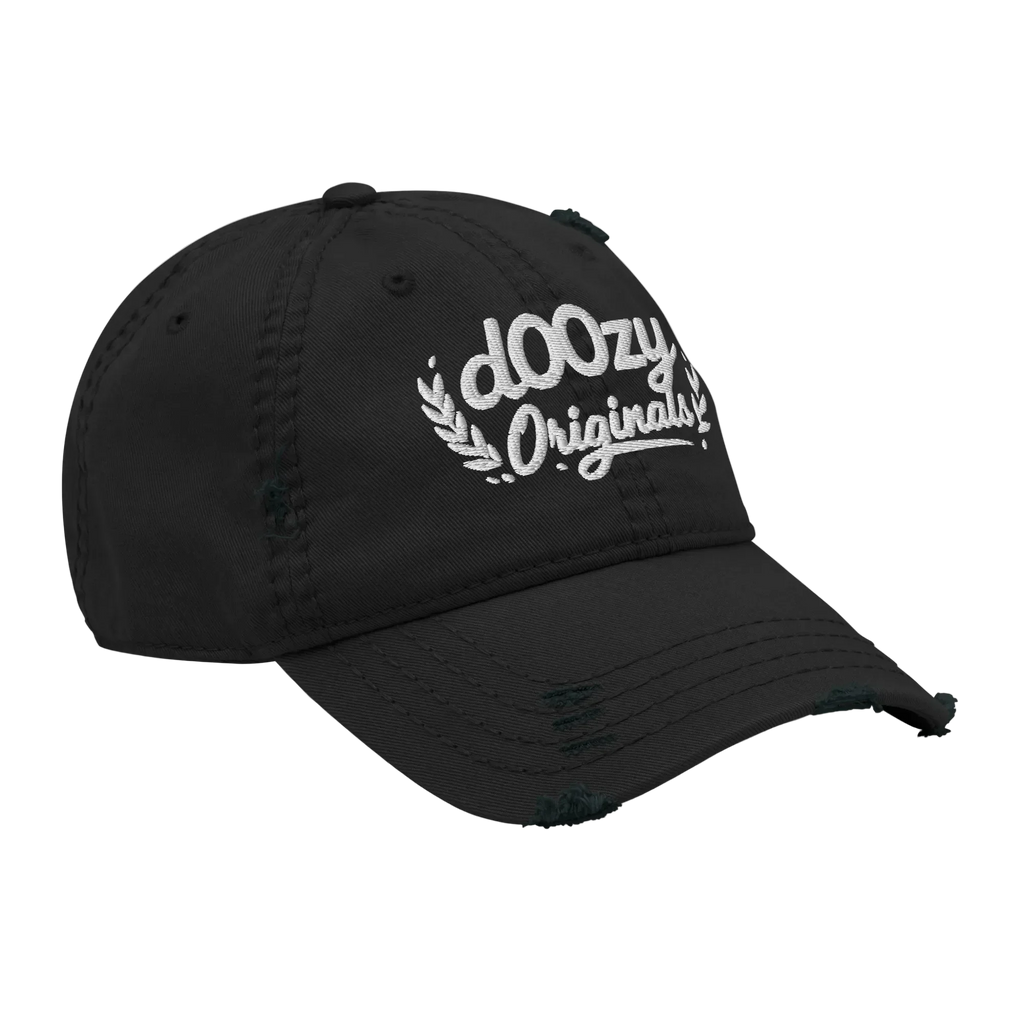 Gorra negra estilo dad hat Doozy Headwear con logo bordado dOOzy Originals y detalles desgastados