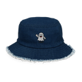 Sombrero pescador de mezclilla azul Doozy Headwear con borde deshilachado y parche de fantasma.