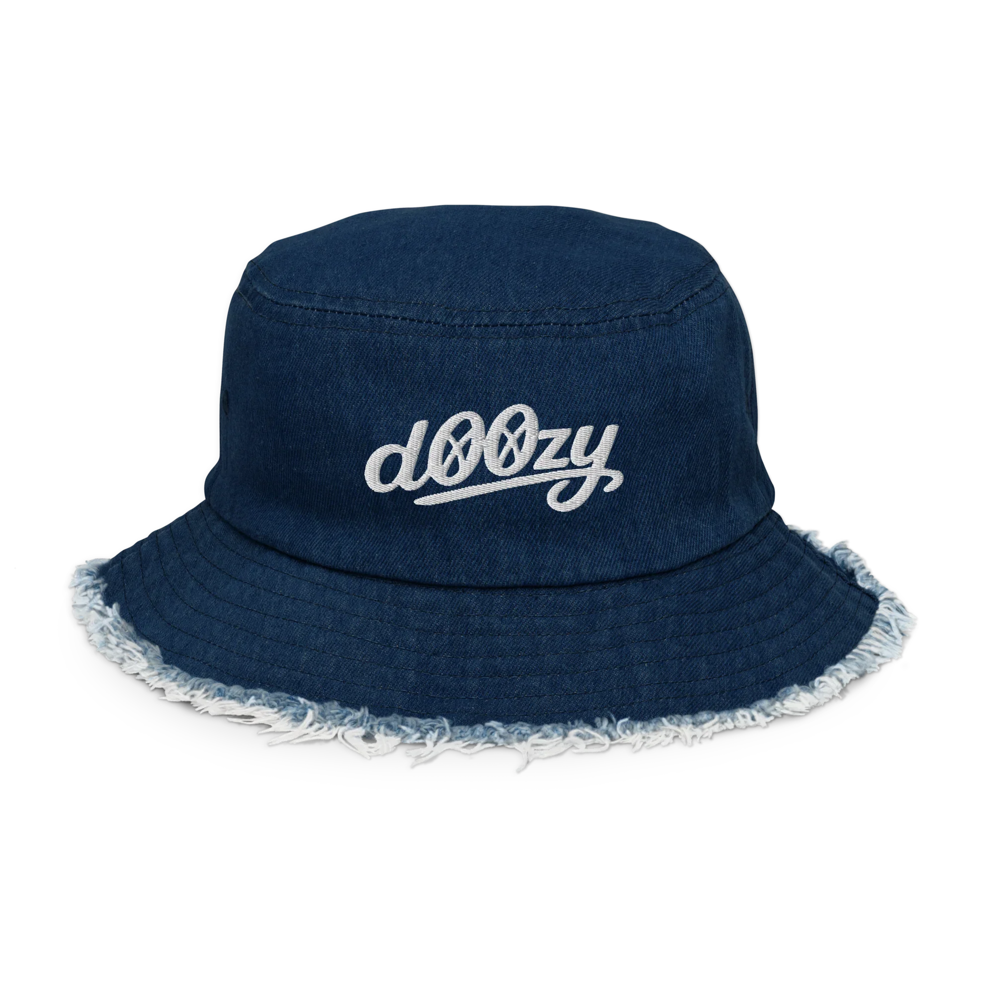 Sombrero bucket de mezclilla azul Doozy Headwear con borde deshilachado y logo bordado.