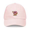 Gorra pastel rosa Doozy Headwear con dibujo de dona sonriente bordado al frente