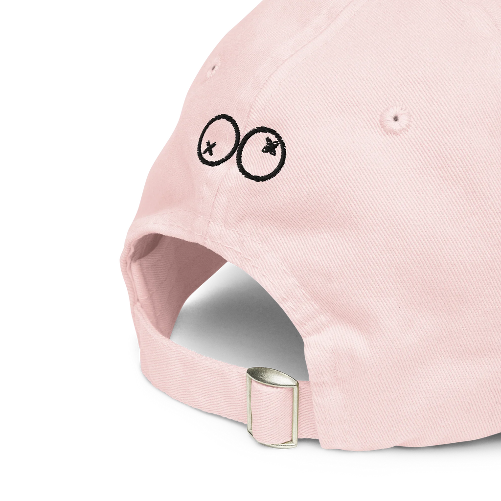 Gorra rosa pastel Doozy Headwear con ajuste de hebilla y detalle bordado en la parte trasera