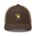 Gorra retro trucker marrón y caqui Doozy Headwear con dibujo de personaje verde alegre