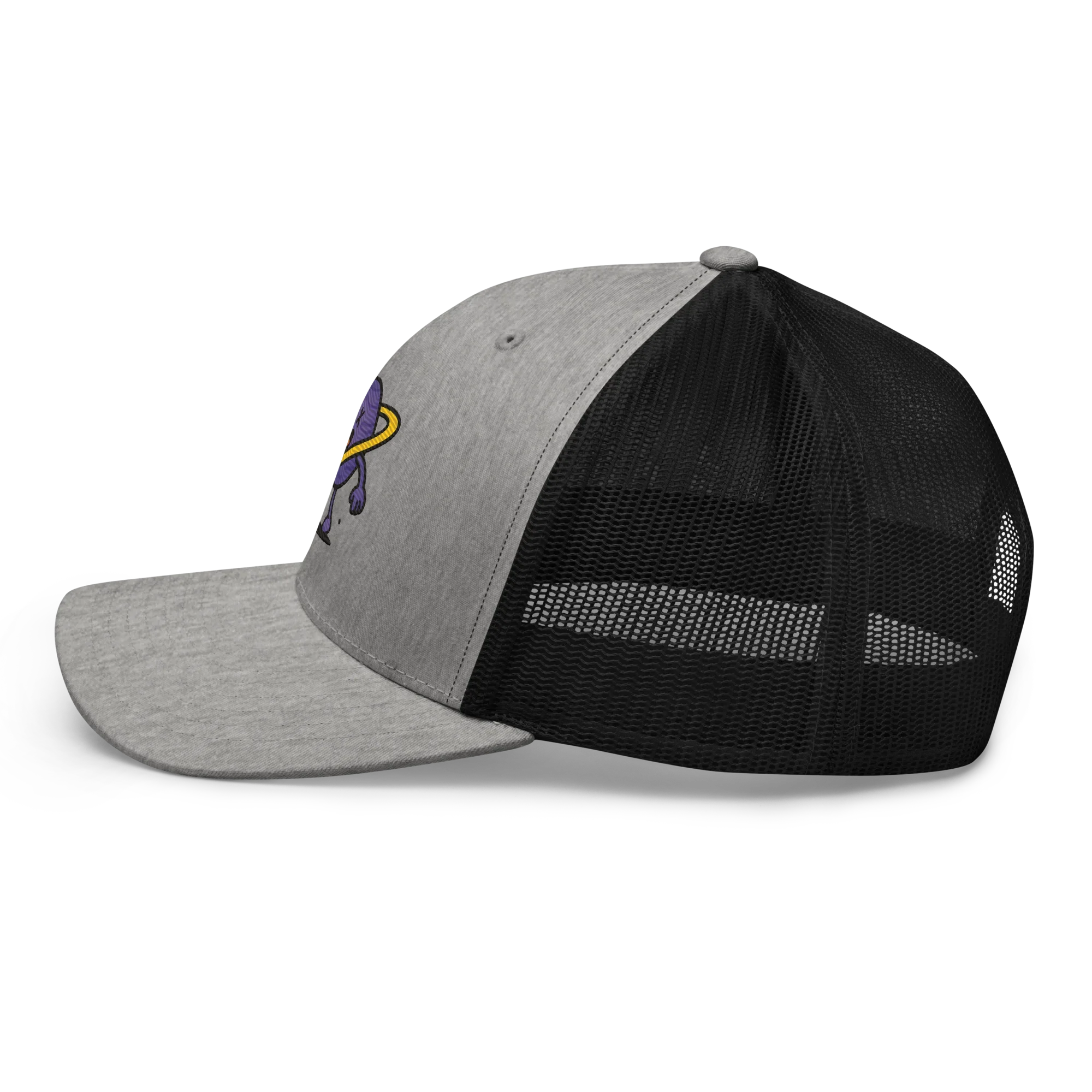 Gorra retro trucker gris y negra de Doozy Headwear, con malla y logo bordado a color