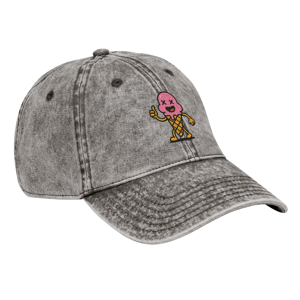 Gorra vintage gris carbón Doozy Headwear con figura de helado animado bordada
